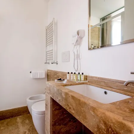 Nocleg ze śniadaniem Nazionale 51 Group 4*