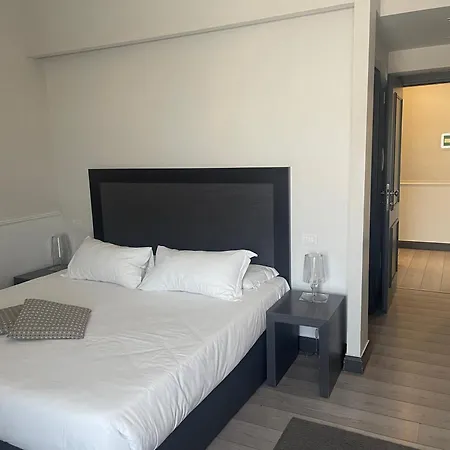 Nazionale 51 Group Nocleg ze śniadaniem 4*