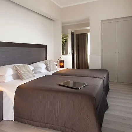 Couette-café Nazionale 51 Group Rome