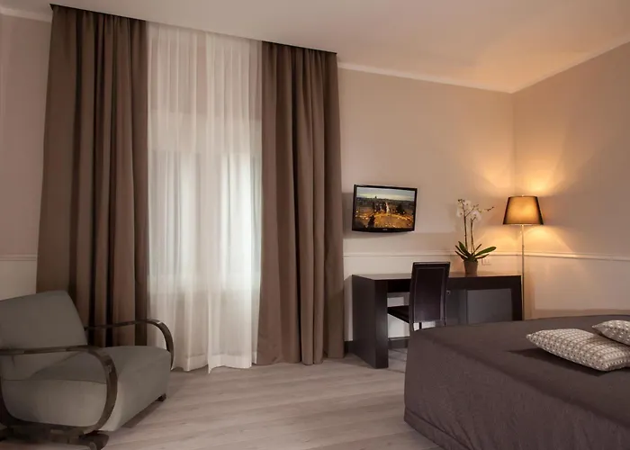 Nazionale 51 Group Bed & Breakfast Rome