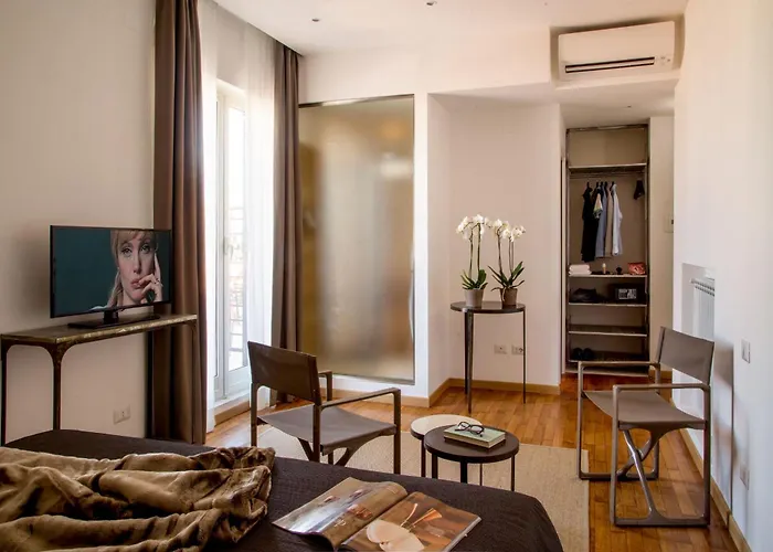 Bed & Breakfast Nazionale 51 Group 4*