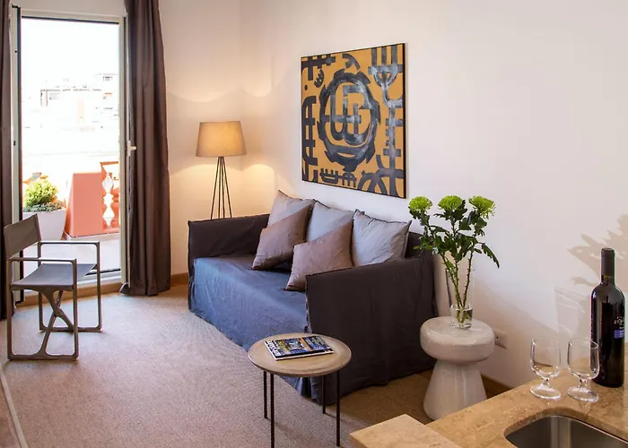 Nazionale 51 Group Bed & Breakfast 4*