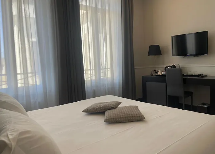 Nazionale 51 Group Bed & Breakfast Rome