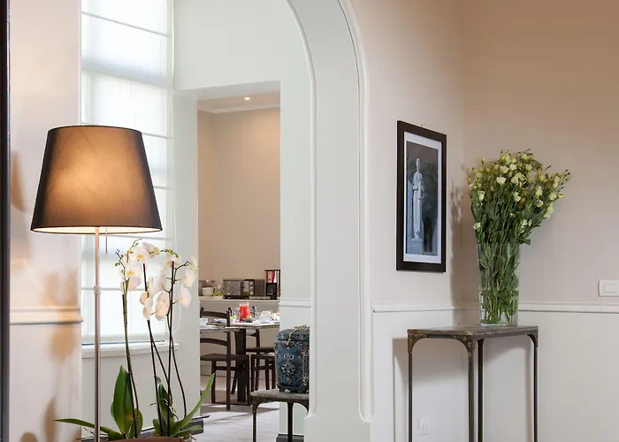 Nazionale 51 Group Bed & Breakfast Rome