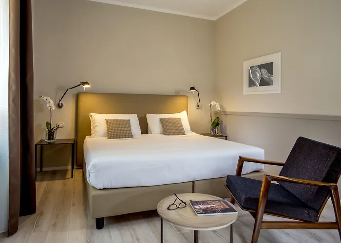 Nazionale 51 Group Bed & Breakfast 4*